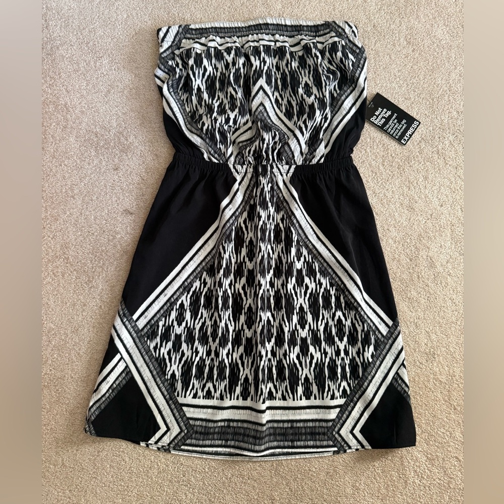 Express Strapless Black and White Geometric Dress